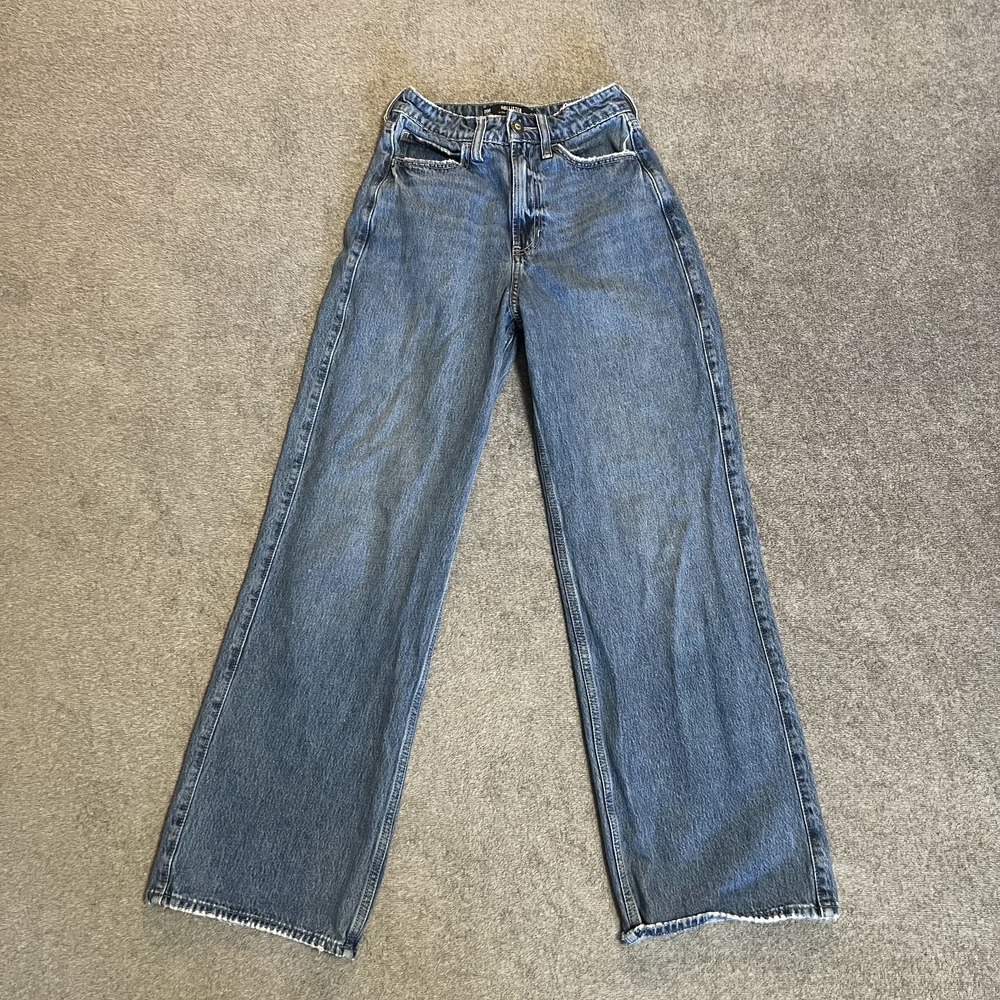 Hollister Ultra High-Rise Baggy Jeans Medium Wash Blue Denim Womens 00R W24R
